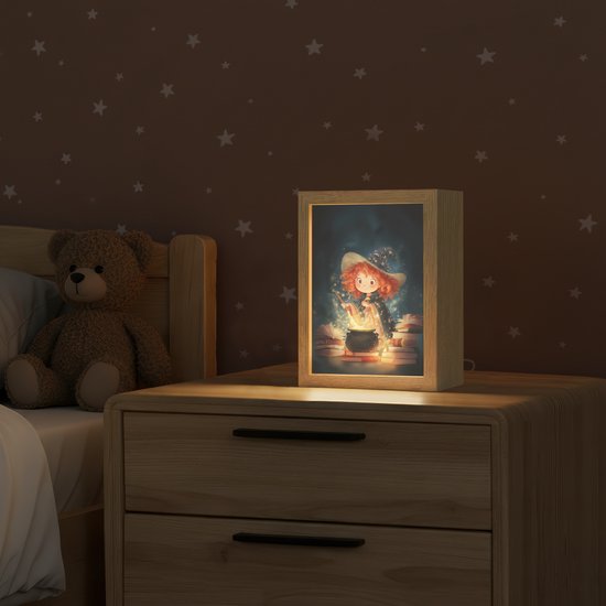 Nachtlampje 15x20 cm - Kinder lampje - Tovenares - Meisje - Boeken - Toveren - Tafellamp kinderkamer - Slaapkamer lamp - Bedlamp kinderen - Kinderlampje stopcontact - Wandlamp babykamer - Nachtlampjes van Merkloos — afbeelding 2