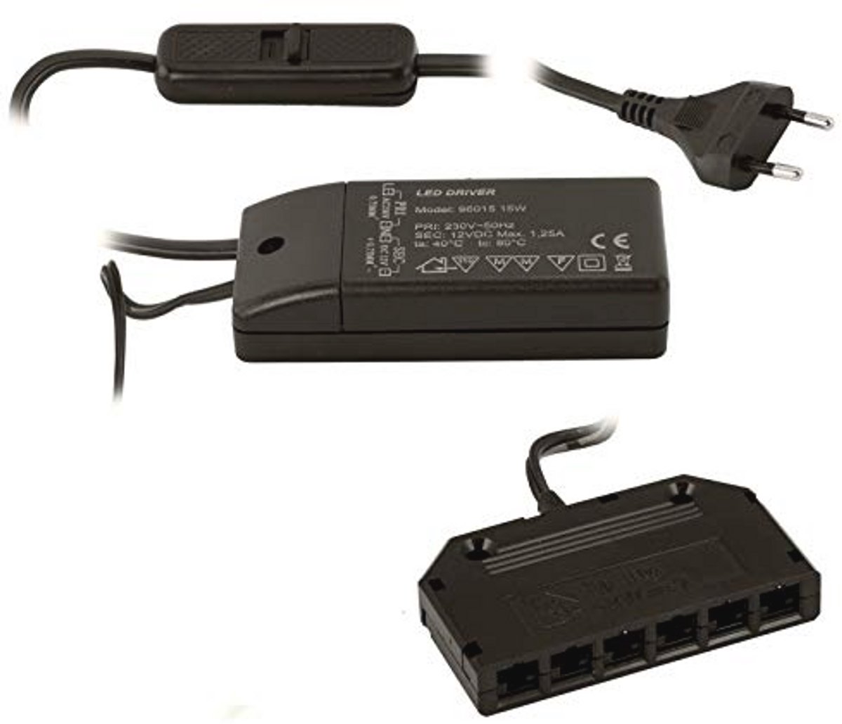 Transformator 12V/15W met Schuifschakelaar en 6-voudige Verdelerset