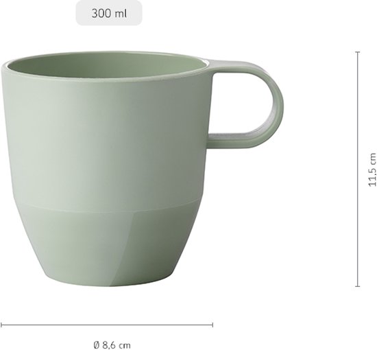 Een groene mok van 300 ml met een diameter van 8,6 cm en een hoogte van 11,5 cm.