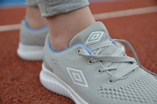Umbro chass gris clair bleu UMFL0068114A, taille 38