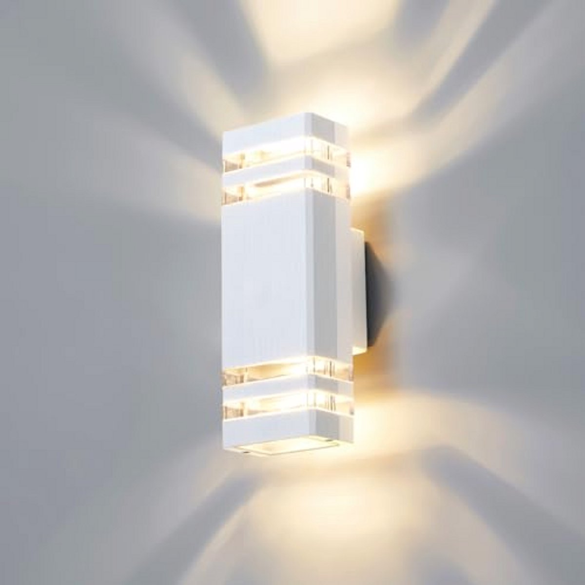 Moderne Led-wandlamp voor buiten met IP65 waterdichting en 3000K verlichting – Aluminium buitenwandlamp