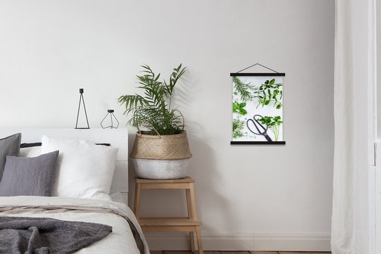 Posterhanger incl. Poster 40x53 cm - Schoolplaat - Kruiden en schaar op marmeren ondergrond - Textielposter - Zwarte latten