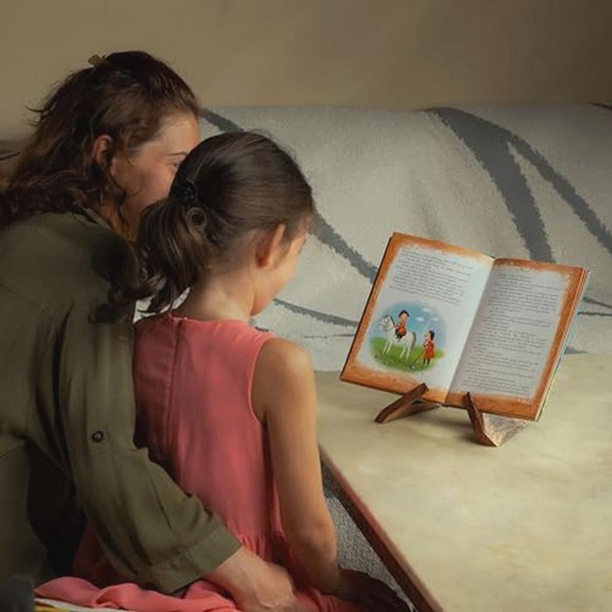 Houten Kookboekstandaard - Handgemaakte Walnoten Boekhouder voor Handsfree Lezen - Kookboek Steun voor Aanrecht - Recept Houder en Leeshulpmiddel voor Keuken — cadeau in Kookcadeaus - foto 5
