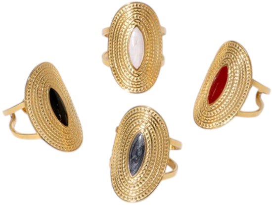 Vier gouden ovale ringen met zwarte, rode, grijs gespikkelde en witte stenen.