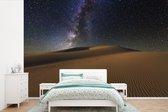 Behang - Fotobehang De Melkweg boven de Gobi woestijn - Breedte 525 cm x hoogte 350 cm