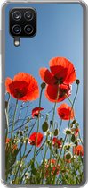 Geschikt voor Samsung Galaxy A12 hoesje - Felle zon boven een aantal klaprozen in Spanje - Siliconen Telefoonhoesje