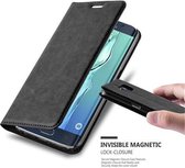 Cadorabo Hoesje voor Samsung Galaxy S6 EDGE in ZWARTE NACHT - Beschermhoes met magnetische sluiting, standfunctie en kaartvakje Book Case Cover Etui