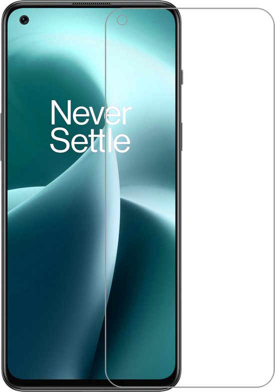 Telefoon met de tekst 'Never Settle' en een glazen screenprotector ernaast.