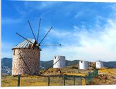 PVC Schuimplaat - De Windmolens van Bodrum onder Sluierbewolking, Turkije - 80x60 cm Foto op PVC Schuimplaat (Met Ophangsysteem)