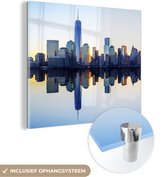 MuchoWow® Glasschilderij 90x90 cm - Schilderij acrylglas - Skyline - New York - Water - Foto op glas - Schilderijen
