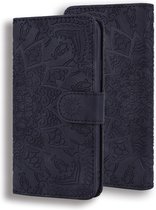 Hoesje geschikt voor Samsung Galaxy S24 - Bookcase - Pasjeshouder - Portemonnee - Mandalapatroon - Kunstleer - Zwart