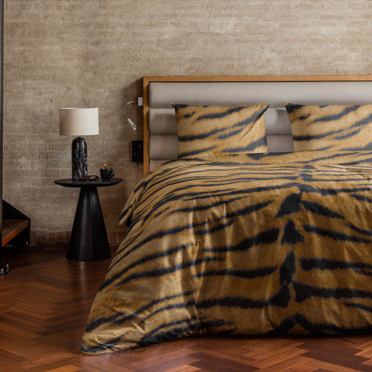 Dekbed-Discounter - Fresh and Co Dekbedovertrek 200 x 200/220 cm - Dubbele instopstrook - Wasbaar op 40 graden - Inclusief 2 kussenslopen - Tiger Skin