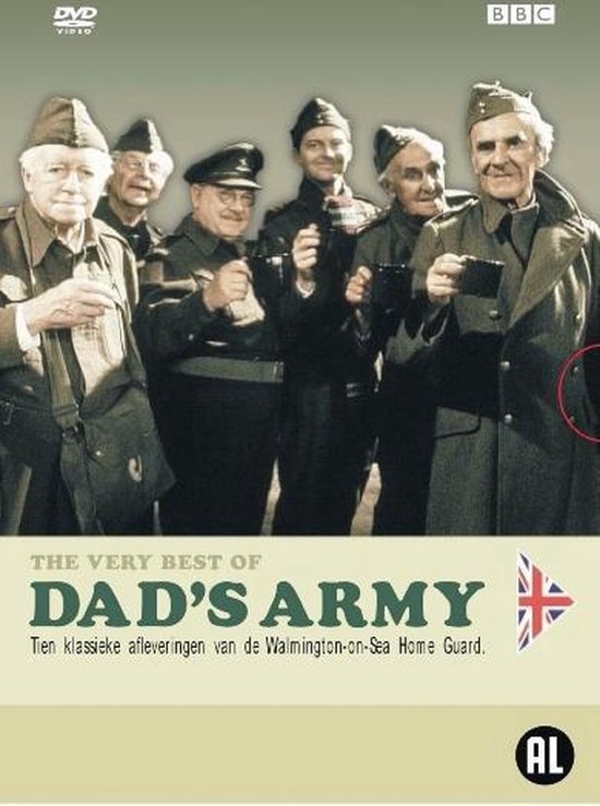 DVD-hoes met 6 mannen in militaire uniformen. Tekst: "THE VERY BEST OF DAD'S ARMY".