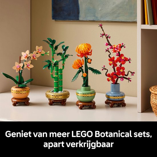 Quatre ensembles LEGO Botanical alignés, dont le bambou.