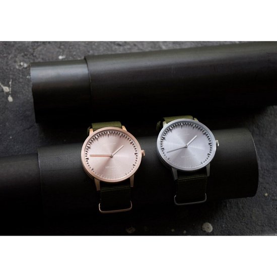 Leff Amsterdam Brique Conception Mural Horloge de Table Inox et blanc