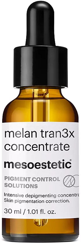 Bruine glazen fles met druppelaar en een wit etiket met 'melan tran3x concentrate mesoestetic PIGMENT CONTROL SOLUTIONS 30 ml / 1.01 fl. oz.'.