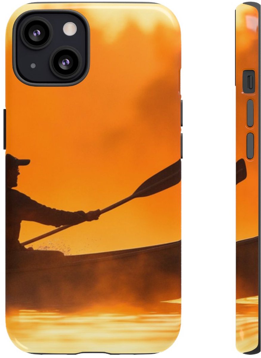 Silhouet van Kanoër bij Zonsondergang – Telefoonhoesje Geschikt voor iPhone 13