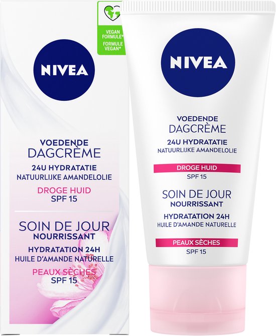 Nivea voedende dagcrème met amandelolie voor de droge huid, SPF 15, met een vegan formule.