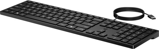 Zwart HP bedraad toetsenbord met numeriek toetsenblok en een opgerolde USB-kabel.