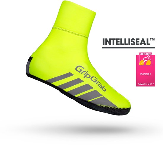 Neongele GripGrab fietsoverschoen met "Intelliseal" logo, Eurobike Award 2017 winnaar sticker.