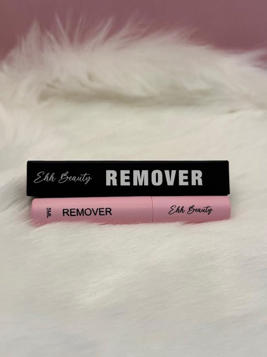 Roze removerfles met zwarte verpakking. De fles heeft 'REMOVER' en 'Ehh Beauty' erop.