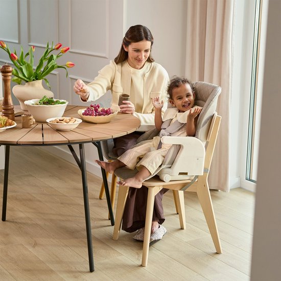 TULO 3-in-1 Meegroei Kinderstoel - Voor 6 Maanden tot 25 kg - Verstelbare Hoogte, Rugleuning en Voetsteun - Afneembare Tafel en 5-Puntsgordel - Beige van Merkloos — afbeelding 5