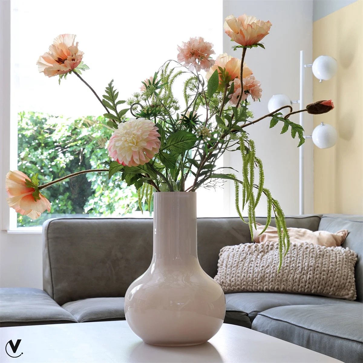 Vase The World Vaas Seim | Ivory | Small | Ø25,5 x H37 cm