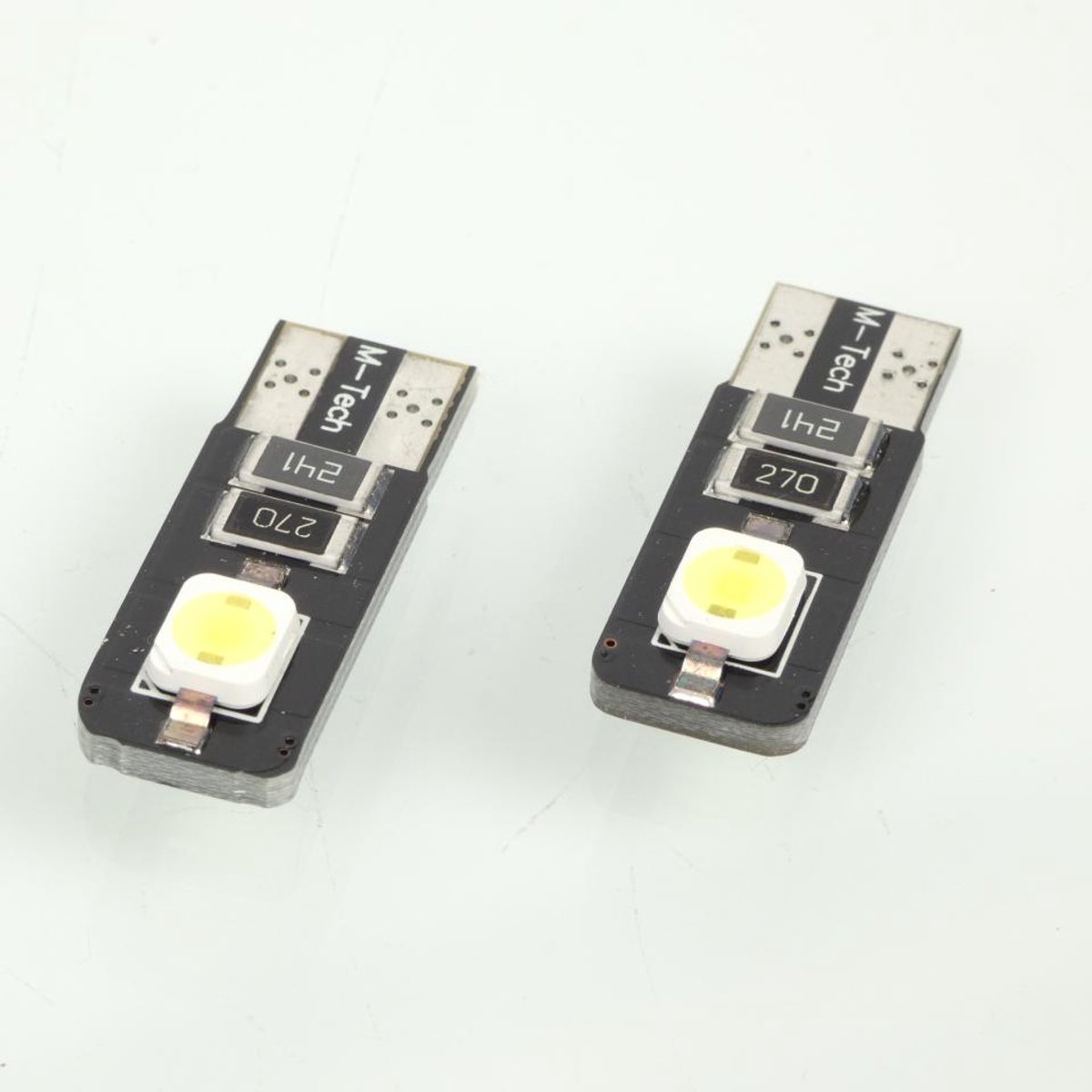 Ampoule LED M-Tech pour Auto 12V 6W W2.1x9.5d T10 W5W Neuf