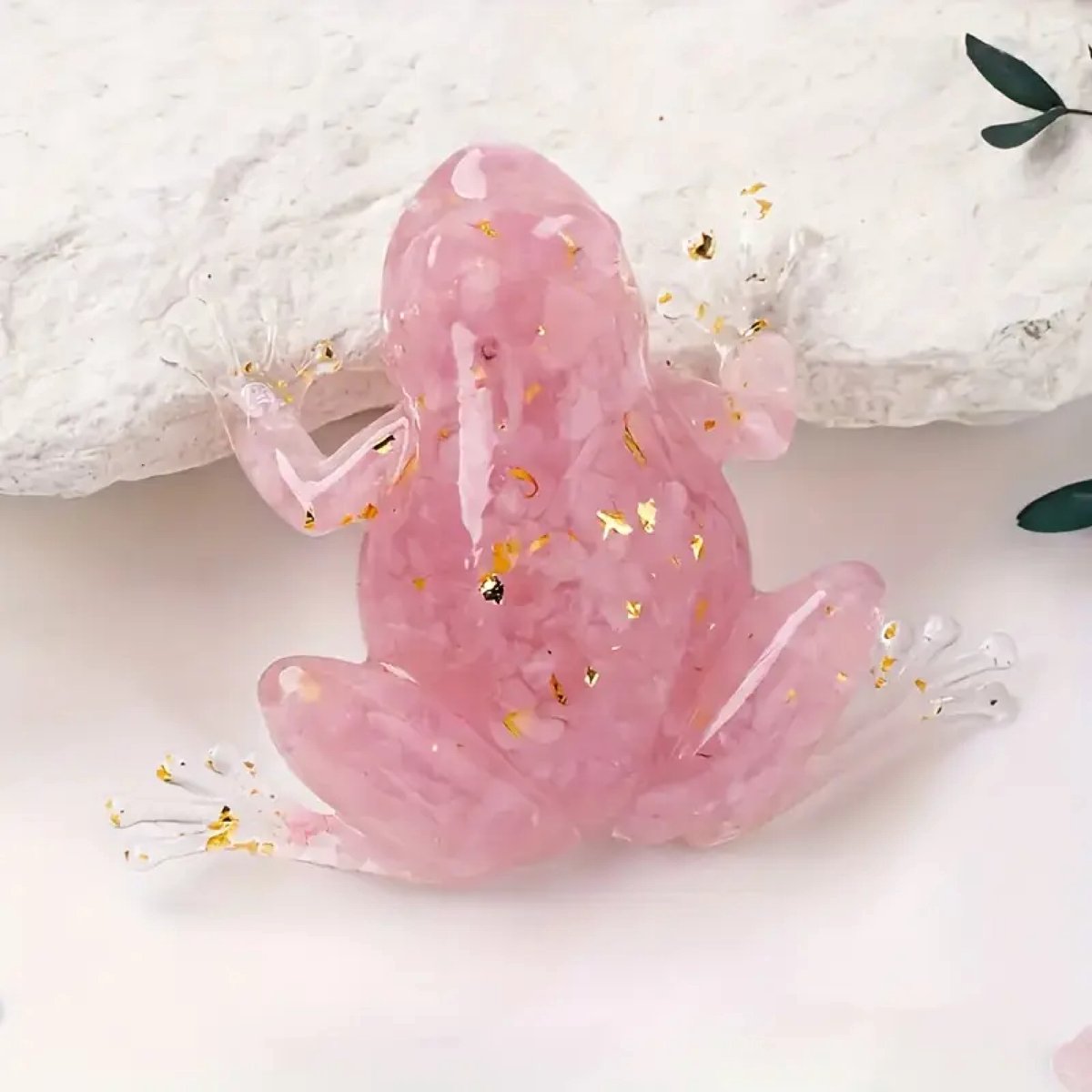 Mauropet® Roze Kristallen Kikker – Edelsteen Rozenkwarts Look – Handgemaakt Gelukskikker Beeld – Interieur Cadeau – Spiritueel Dier Beeldje