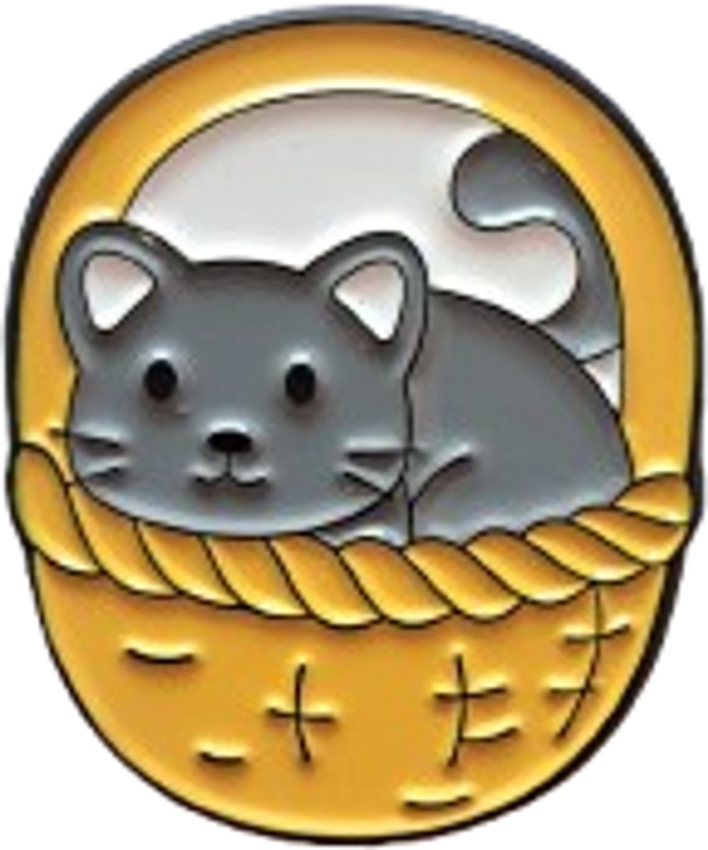 Pin - Kat in mand - grijs - Broche - Kledingsped - Speldje voor rugzak of kleding - Kleine cadeautjes - Grappige badge - 1 stuk