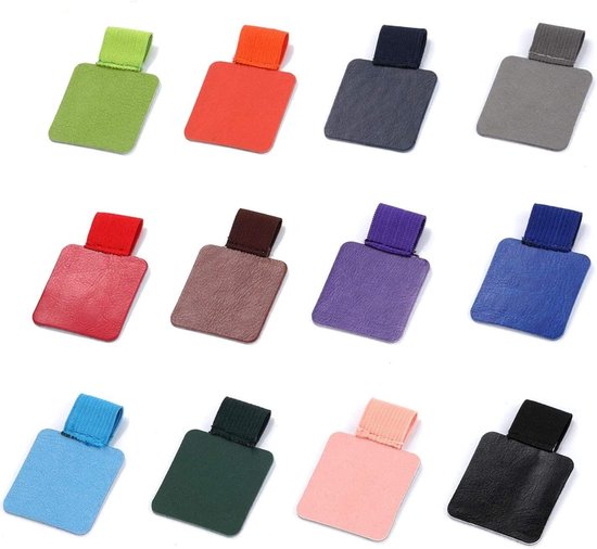 Twaalf vierkante penhouders in verschillende kleuren, elk met een bijpassende elastische band.