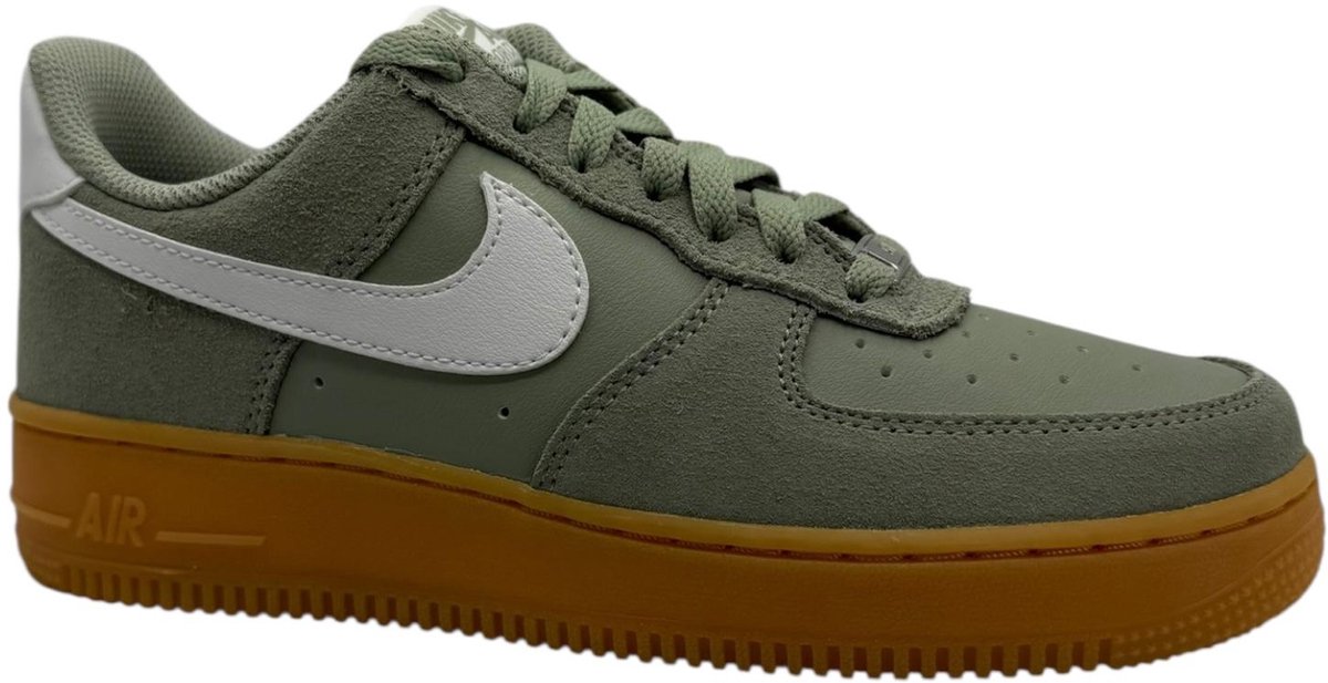 Nike Nike Air force 1 ’07 LV8 Sneakers Heren Groen
