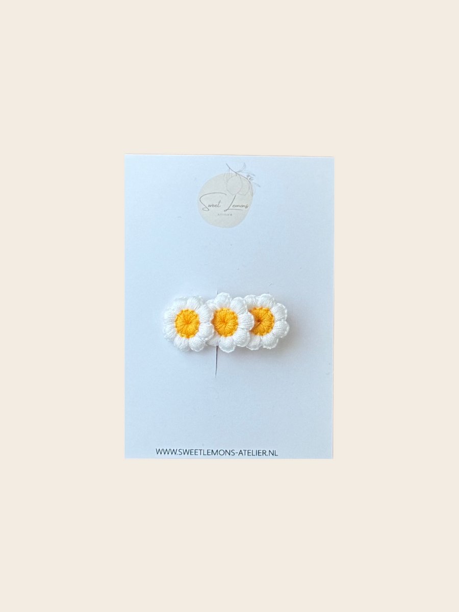 Haarspeldje Soft Flowers - Wit - Alligator Haarspeldjes - Haaraccessoires voor Kinderen - Handgemaakte Haaraccessoires voor Meisjes & Baby