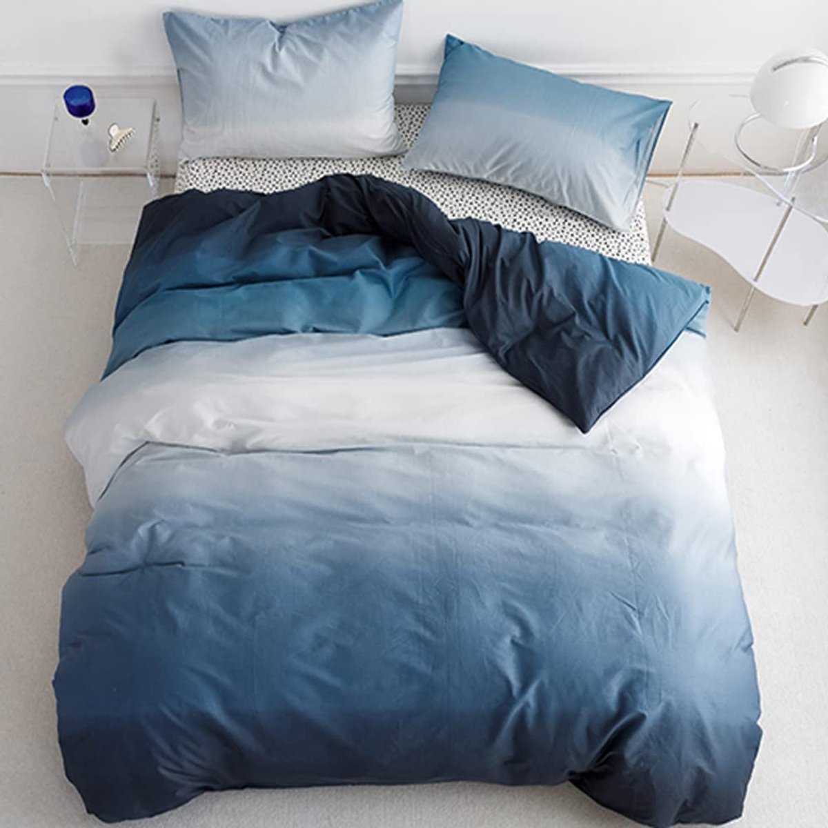 Ibenzoa Beddengoedset van Microvezel met Kleurverloop en Ritssluiting , Blauw-Wit De Blauwe Zee