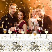 Allecto Plus - Tafelkleed Oudejaarsavond 2025 Wit Goud Plastic PVC - Rechthoekig - Nieuwjaar Decoraties - Feestelijke Tafeldecoratie - Luxe Design