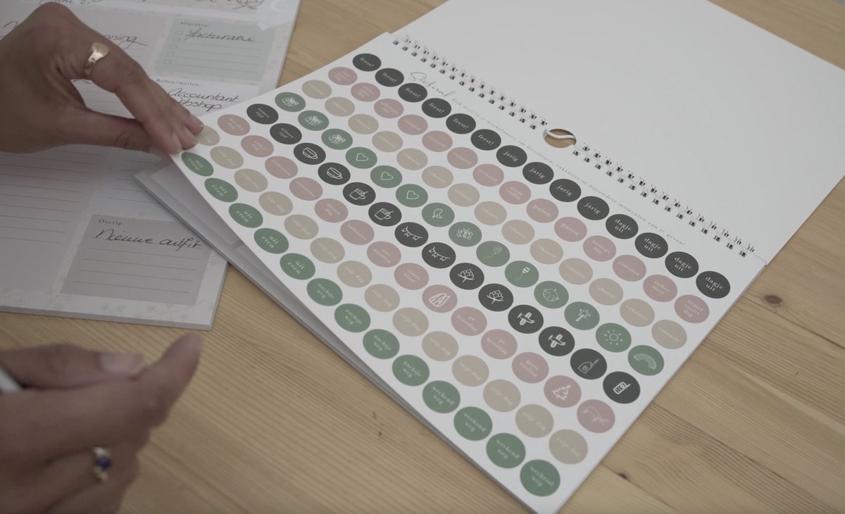Maan Amsterdam Weekplanner - Inclusief stickervel - To do planner - Ongedateerd - A4 - Eclipse — afbeelding 6