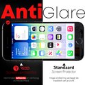 Film protectrice Anti Reflets sur smartphone rouge. Compare "Protecteur d'écran standard" et "Anti Reflets". Réduit la réflexion et augmente la visibilité.