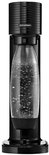 Zwarte Sodastream Gaia bruiswatertoestel met een fles bruiswater.