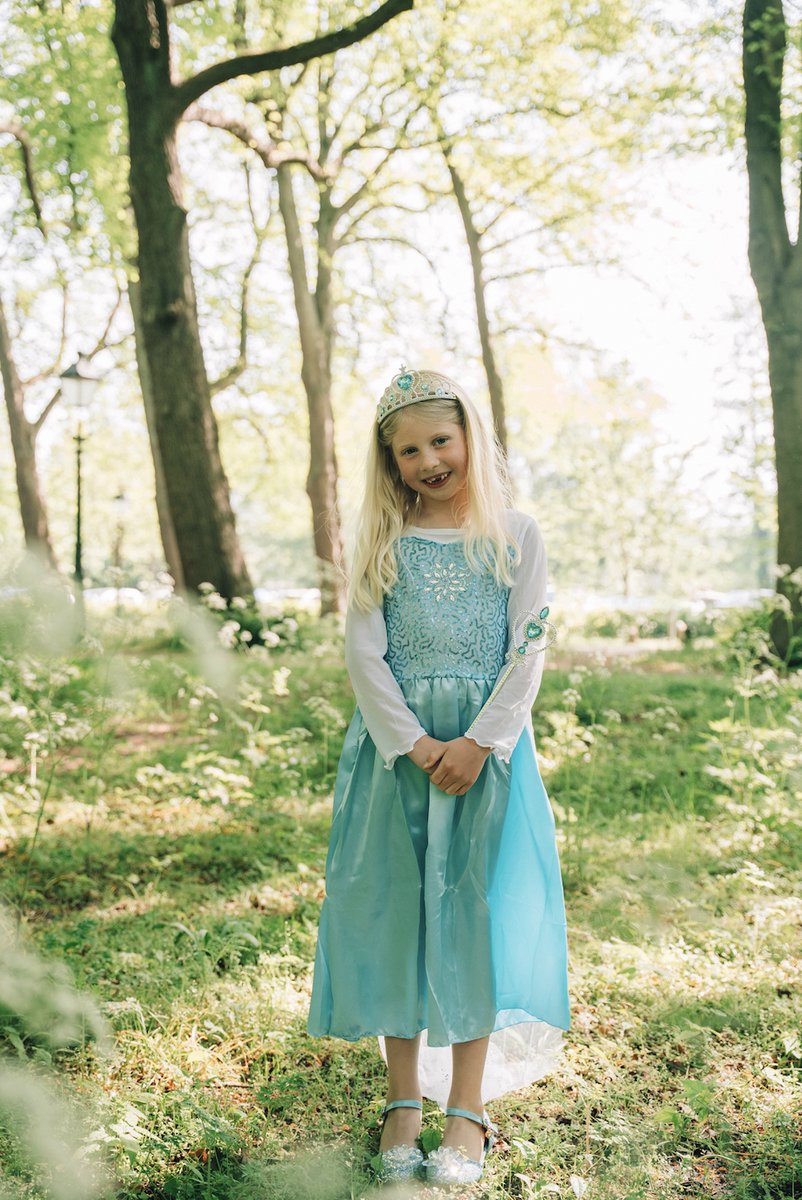 Het Betere Merk prinsessenjurk meisje - Elsa jurk maat 98/104 - Frozen verkleedkleding - verkleedkleding meisje - kroon, toverstaf, Elsa vlecht, handschoenen — afbeelding 5
