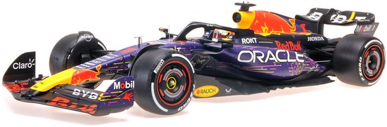 Oracle Red Bull Racing RB19, Verstappen, Winner Las Vegas GP 2023 - 1:12 - Minichamps