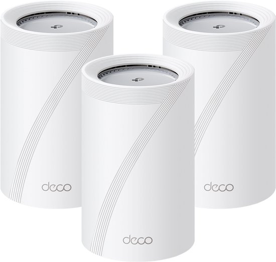 Drie witte Deco-routers met gebogen lijnen en het Deco-logo.