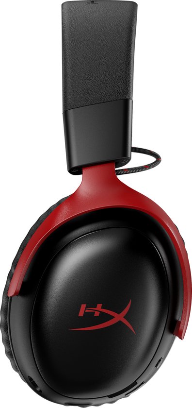 Zwarte gaming headset met rode accenten, gedeeltelijk zichtbaar.