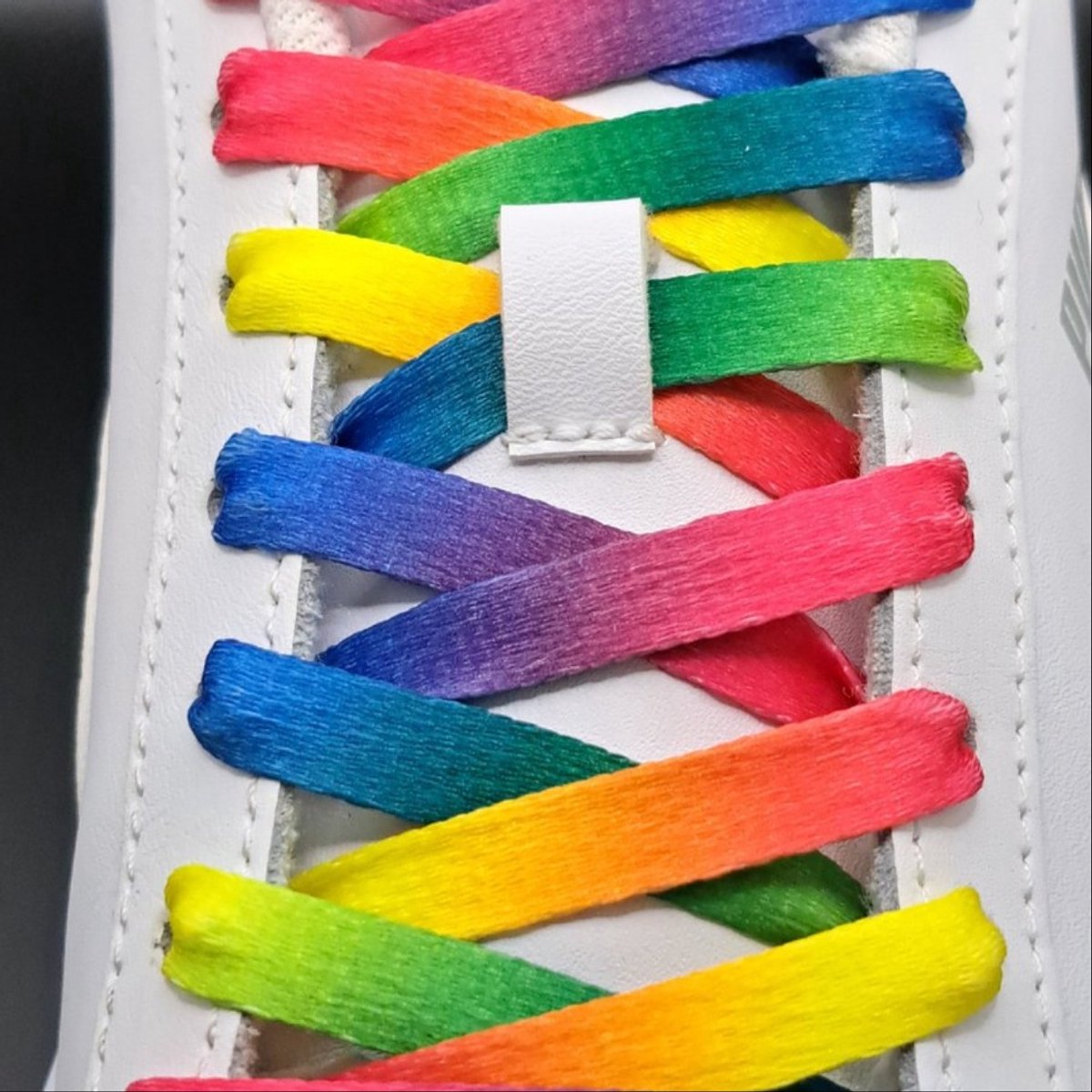 Ulanax® |Elastische veters - Regenboog - Magnetische sluiting - Kinderen - Geen veters meer strikken - Gekleurd met zilveren sluiting - 1 paar
