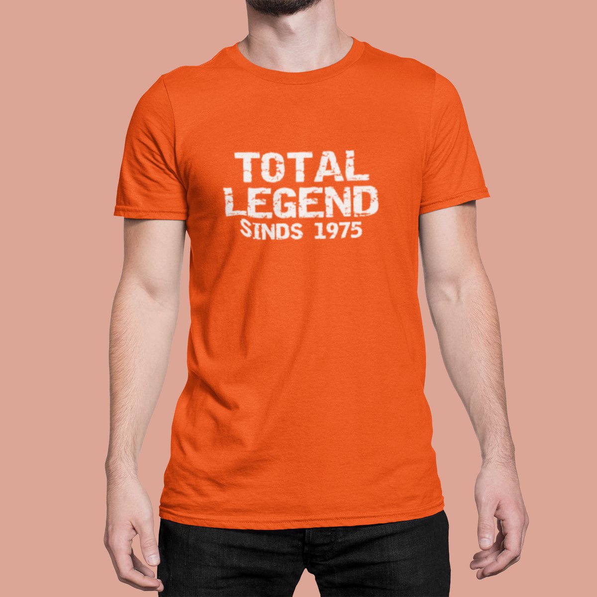 1975 Jaar Oranje T-shirt heren - Maat XL - Total Legend - Verjaardag Cadeau Mannen - Limited Edition
