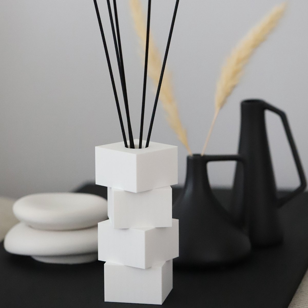 Witte Geurstokjeshouder Structuur – Luxe Geurenset Cozy Plaid en Black Diamond – Navulbare Geurstokjes 400 ml – Modern Huisparfum Cadeau