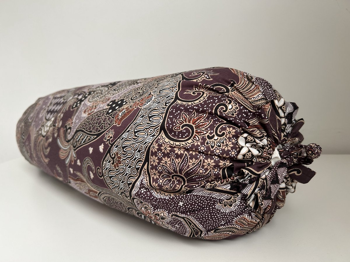 Gustiana® Guling - Rolkussen - Sluimerrol Kapok met wasbare sloop - 85 cm - Batik Bali