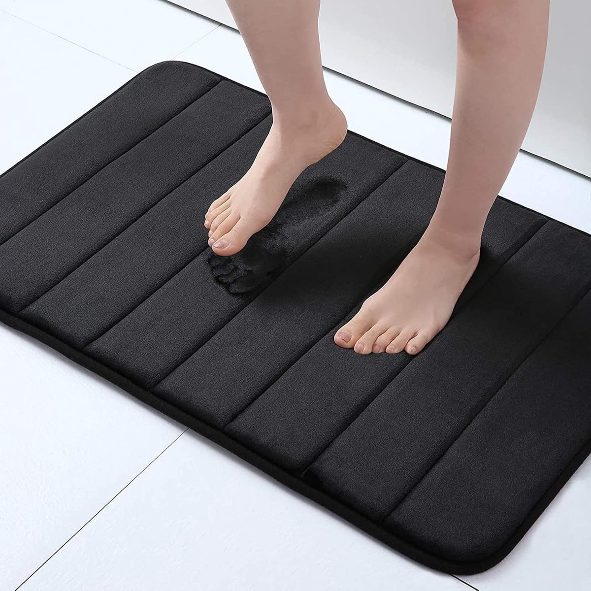 Famanu - Badmat van traagschuim, absorberend, antislip, wasbaar, 40 x 60 cm, zwart