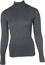 red button turtle neck  maat XXL