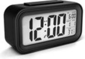 AC18 Clocks digitale wekker | Alarmklok | Inclusief temperatuurmeter | Met snooze en verlichtingsfunctie | Zwart | inclusief 3AAA batterijen