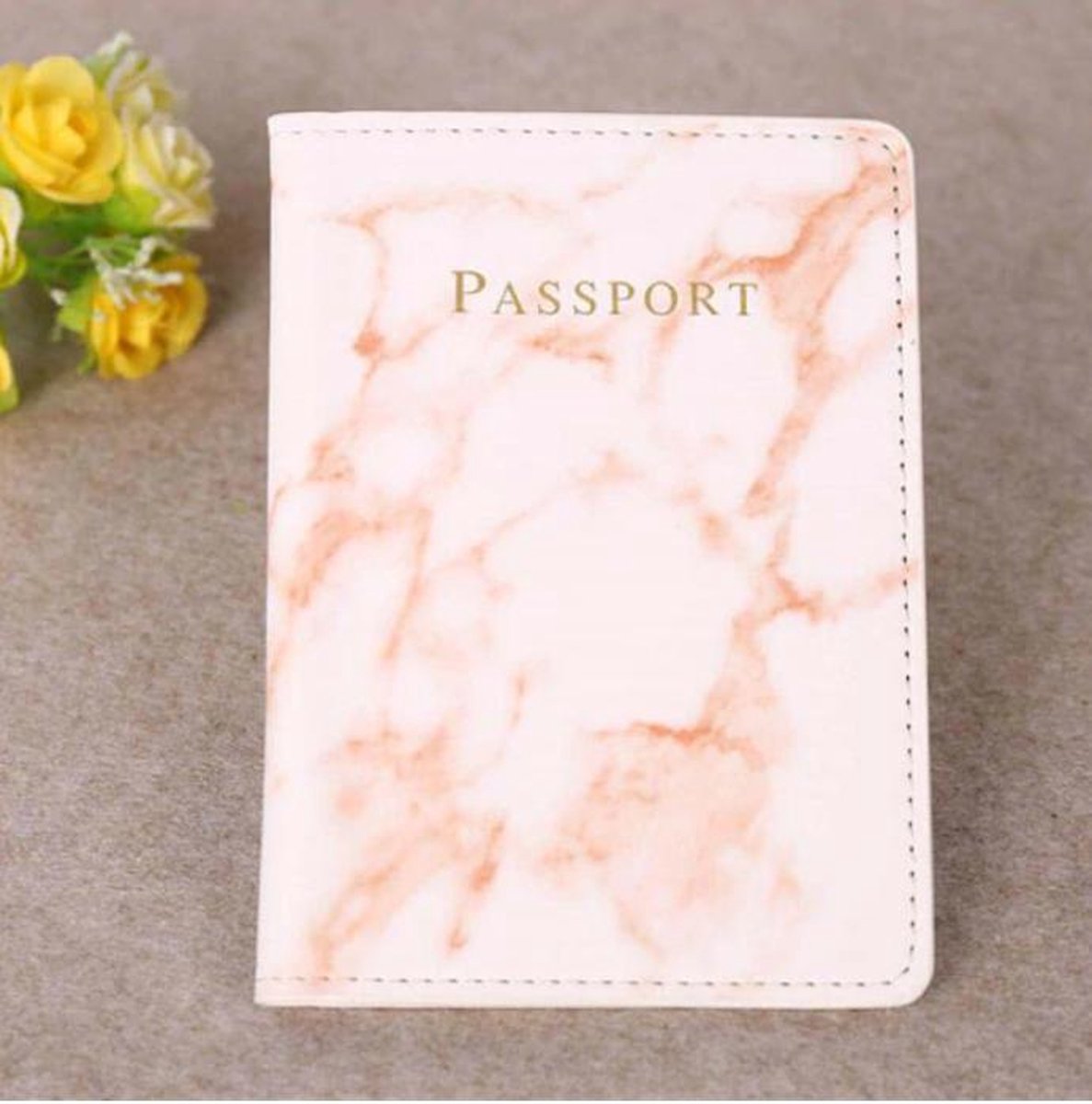 Paspoort Hoesje - Vakantie - Zomer - Winter - Vliegtuig - Marmerlook - Wit/rosé - 10x15cm